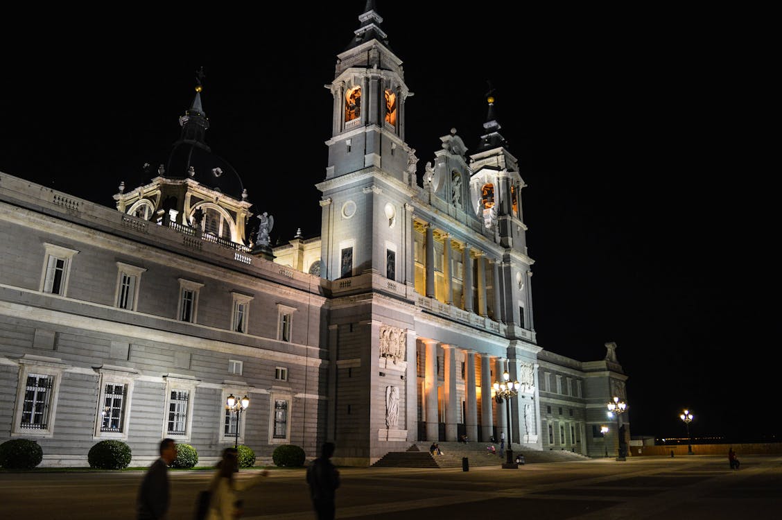 QUAL A MELHOR ÉPOCA PARA VISITAR A ESPANHA?