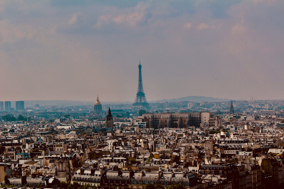Guia de Turismo Brasileiro em Paris França