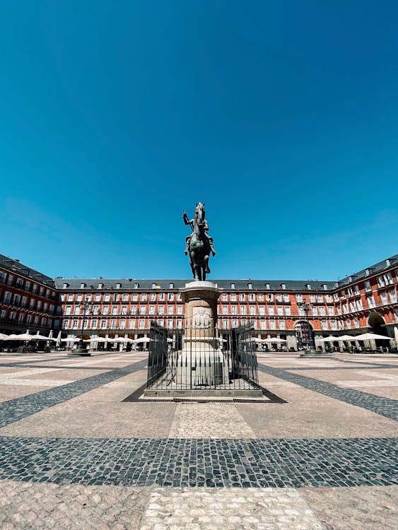 O QUE FAZER EM UM DIA DE STOPOVER EM MADRID?